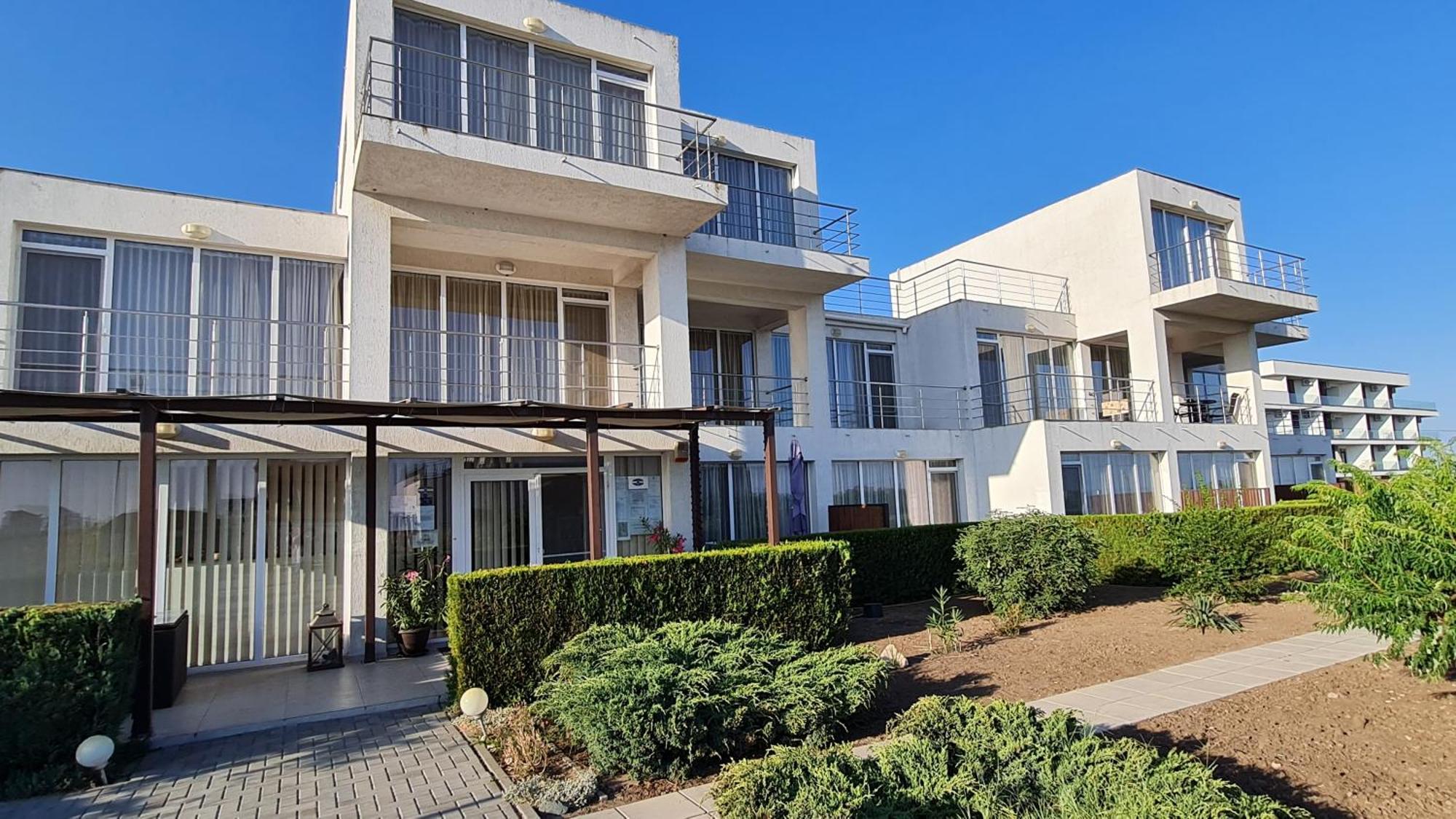 Casa Bellevue Apartment คอสติเนช ภายนอก รูปภาพ