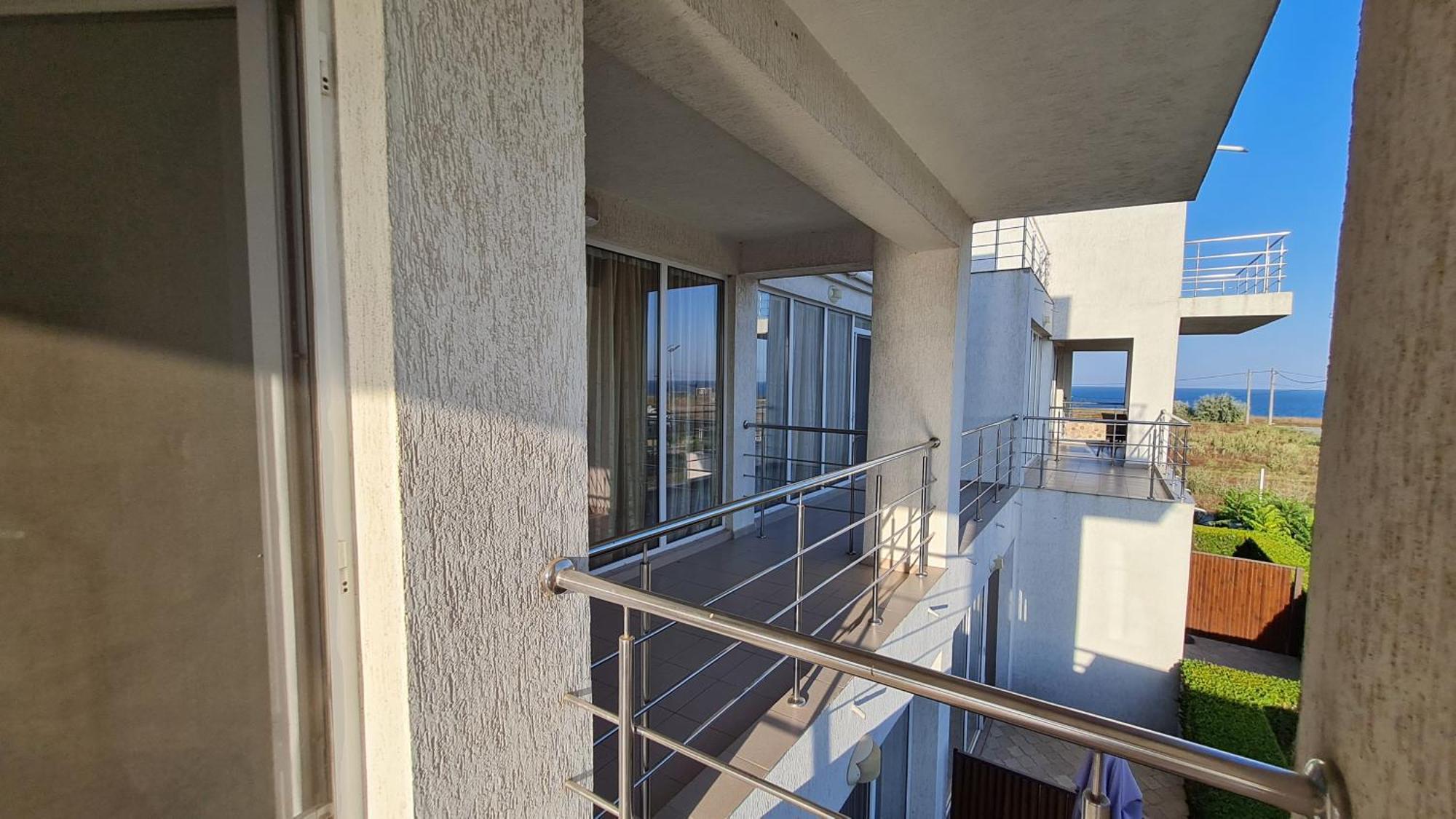 Casa Bellevue Apartment คอสติเนช ภายนอก รูปภาพ