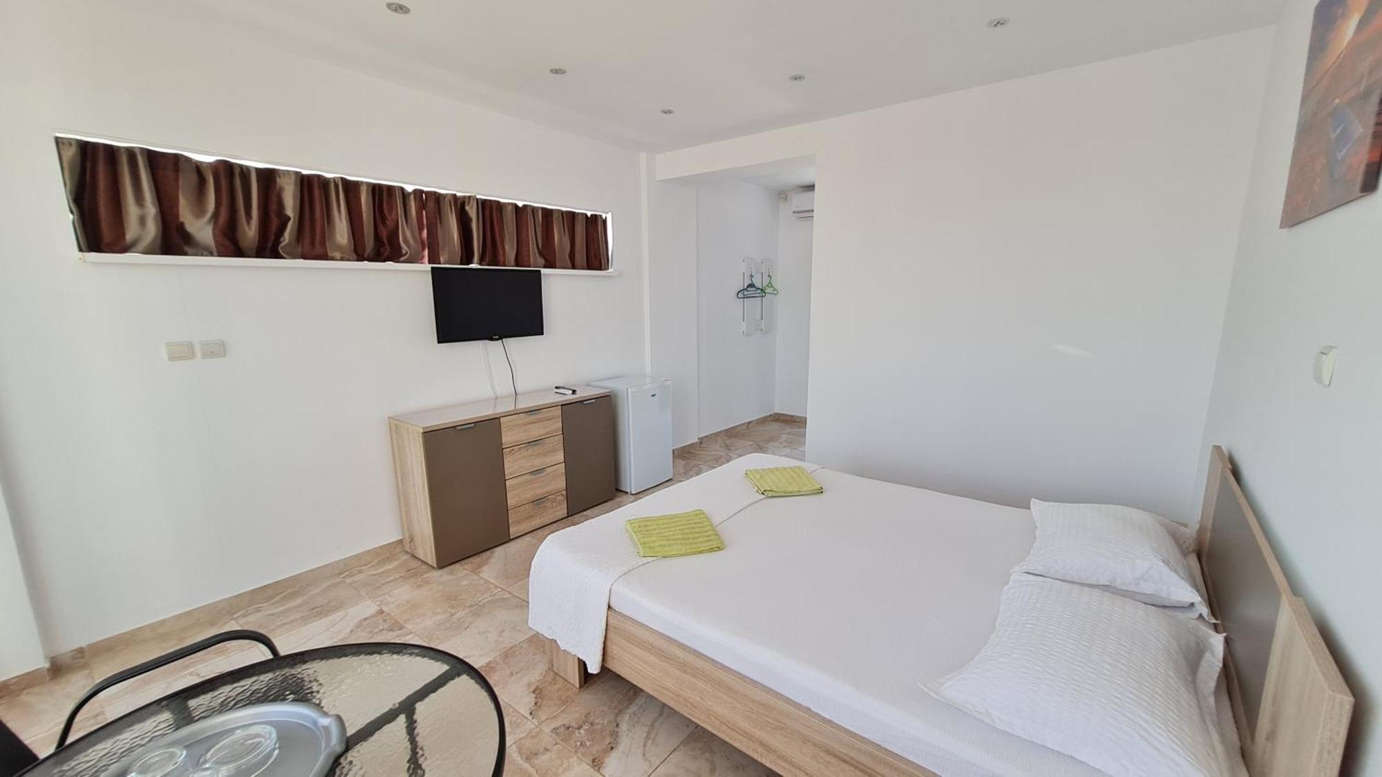 Casa Bellevue Apartment คอสติเนช ภายนอก รูปภาพ